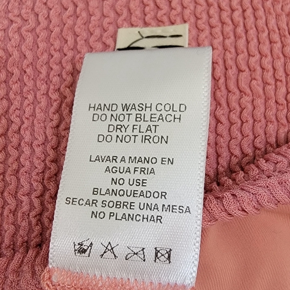 Dippin' Daisy's Eco Astrid Pink Textured Swimsuit - Picture 11 of 12